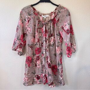 Vanity  size small button front short sleeve sheer sequin, detail, floral top